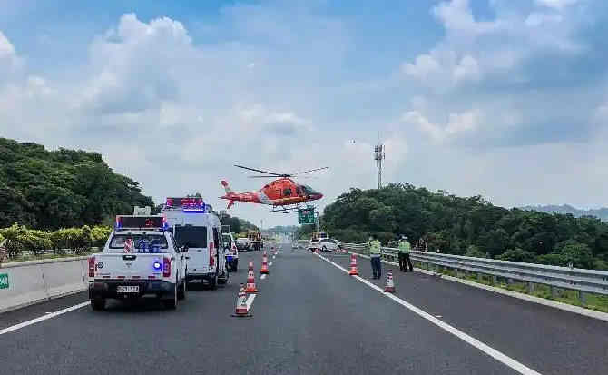 湘潭高速公路汽车救援案例